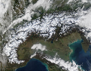 Alpii vazuti din satelit
