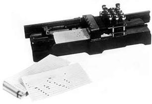 Masina de perforat cartele